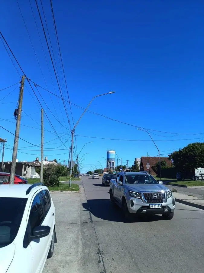 LOTE EN VENTA DE 10 X 33 MTS SOBRE AV MARIO BRAVO 2