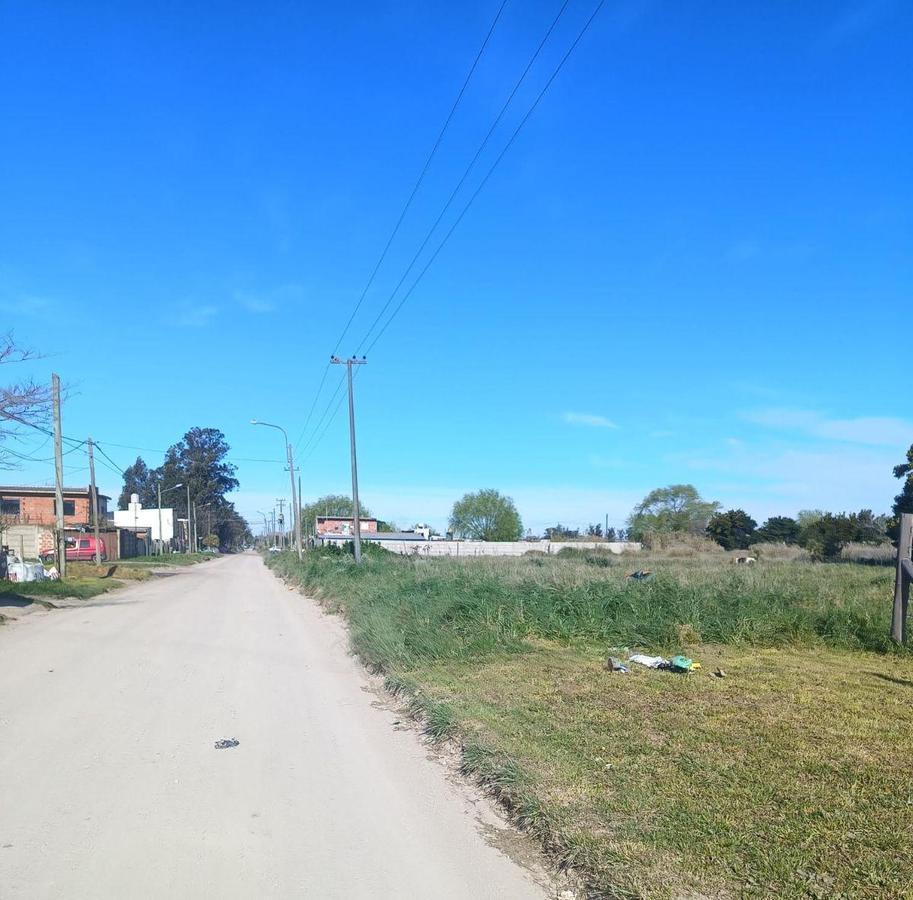 Foto de LOTE EN VENTA BARRIO LOS TILOS, imagen 2