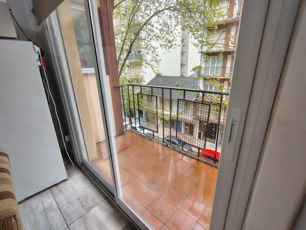 Foto de Departamento al frente con balcon, imagen 3
