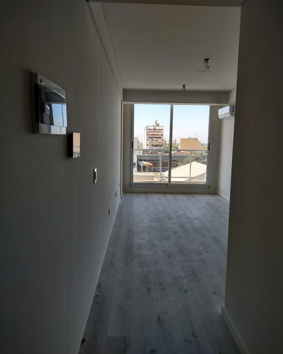 2 Amb. Venta Piso Alto - Directorio 2100 - Flores 3