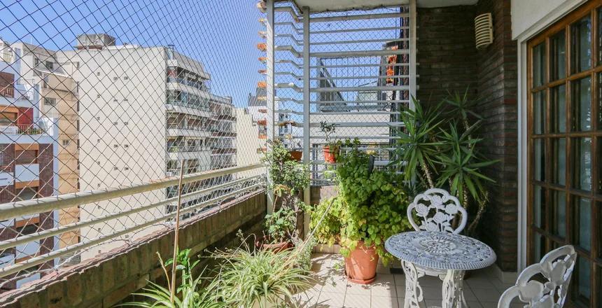Hermoso Piso 4 Ambientes C/dep. 190 m. 2 Cocheras. Av Avellaneda y Boyaca. 4