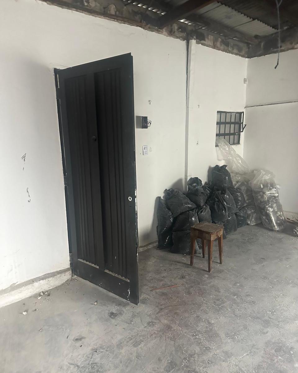 Foto de DEPOSITO EN VENTA 259 MTS - BOLIVIA 1500- FLORES, imagen 5