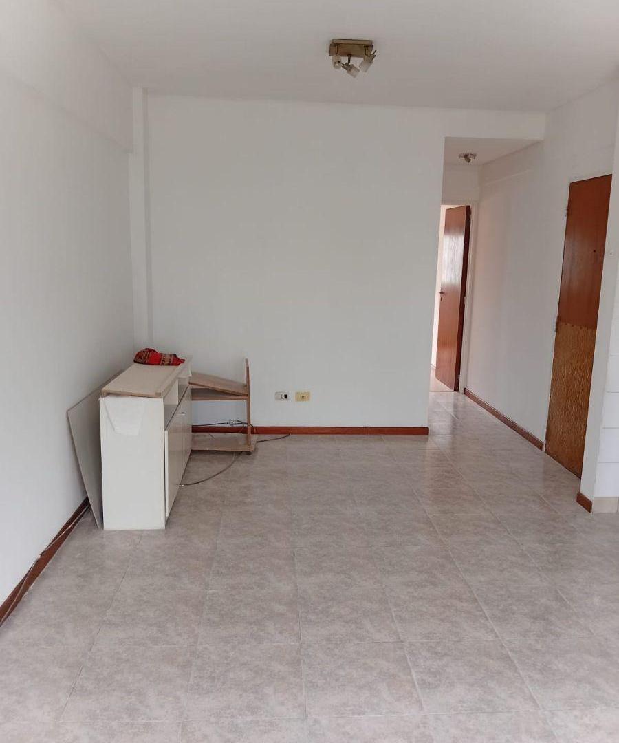 Foto de Hermoso departamento muy luminoso 2 amb c/balcon en alquiler en, imagen 3