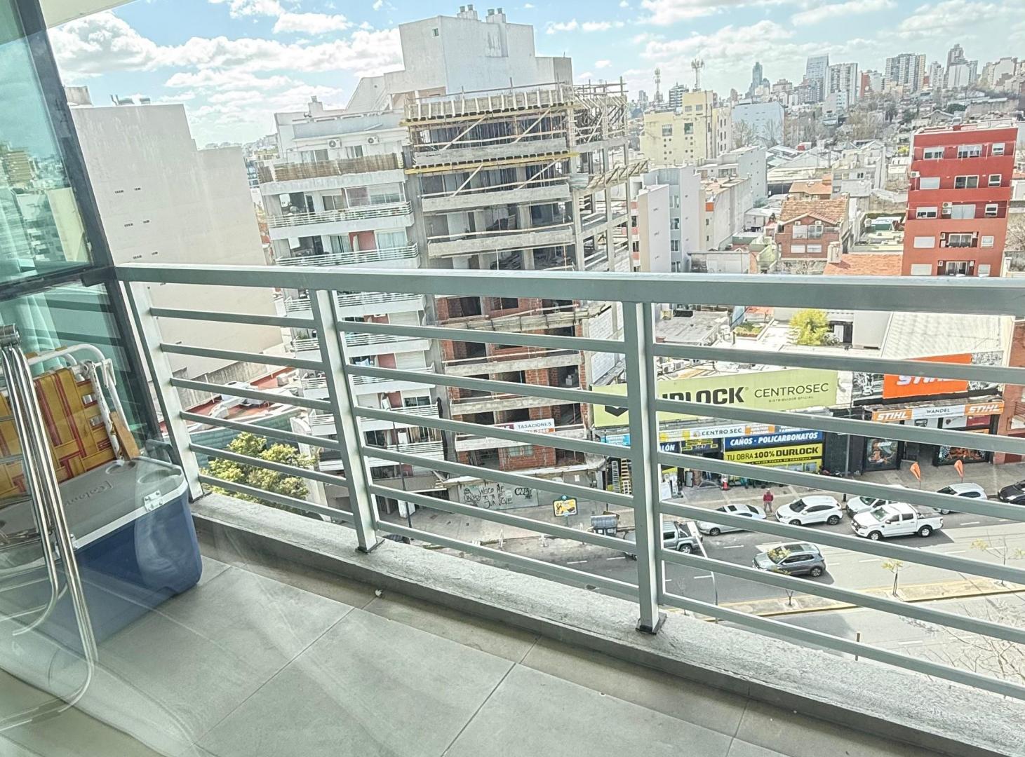 Foto de Hermoso Departamento 3 Amb. C/cochera y full amenities. Crisólogo, imagen 4