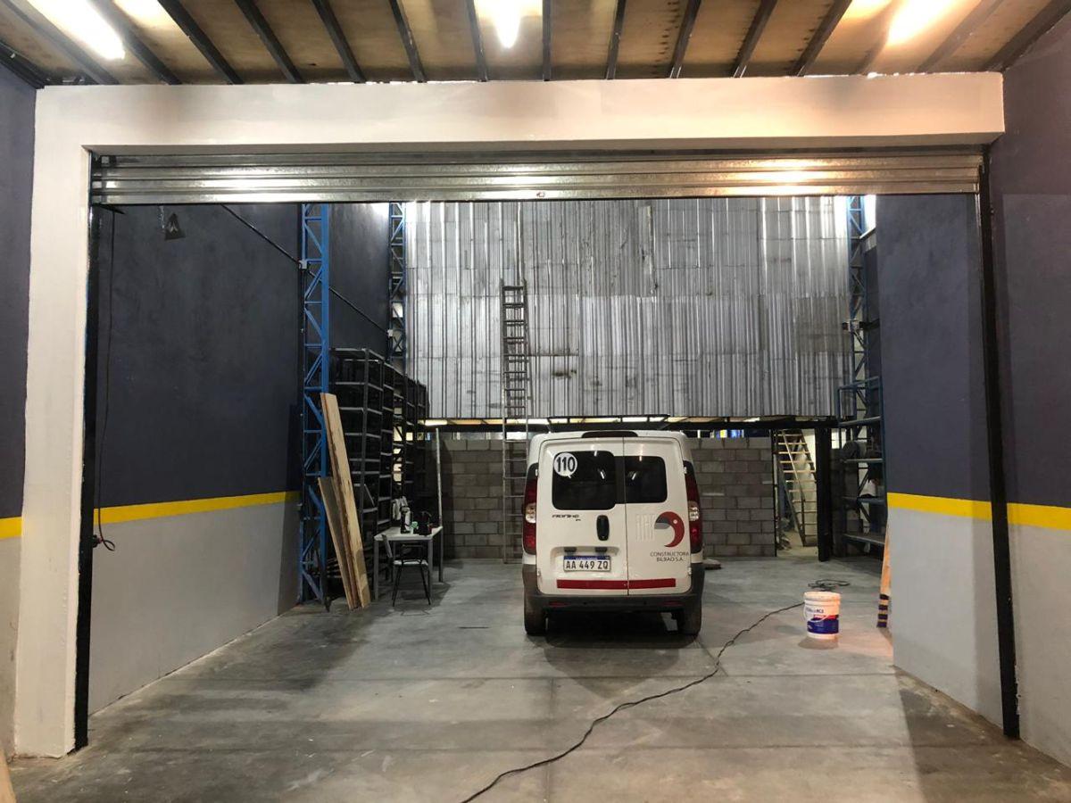 Foto de Excelente Deposito con Ofic- 680 m2 - San Blas 4400- Paternal, imagen 1