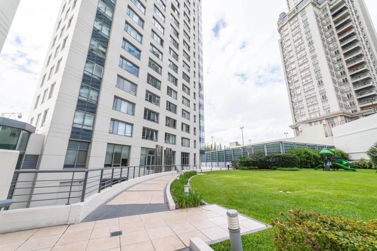 Piso a La Venta en Puerto Madero - Torres del Faro - Inmejorables Vistas - Piso Alto 2