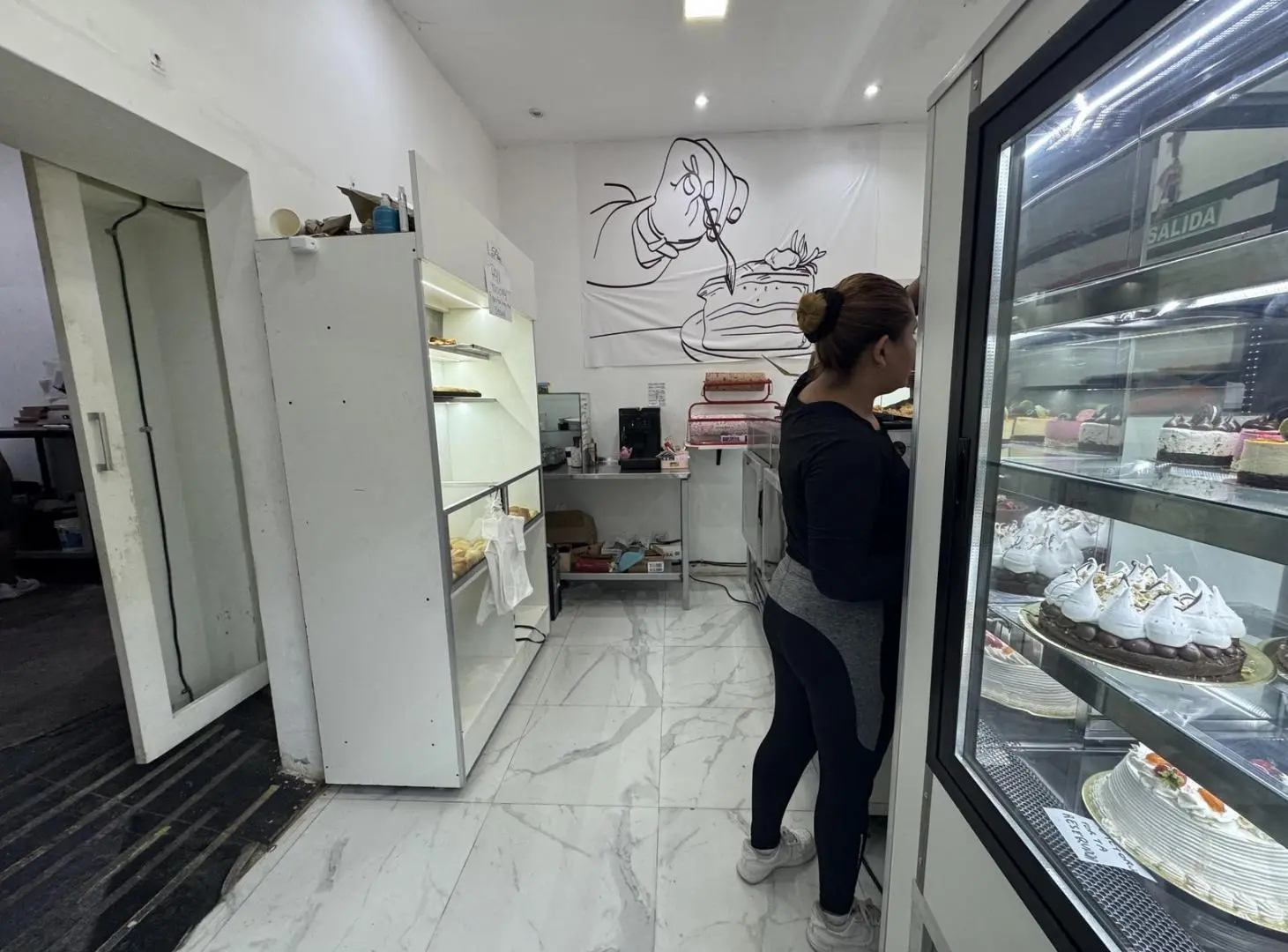Local en venta o alquiler con fondo de comercio en San Telmo a media cuadra de Av Garay 4