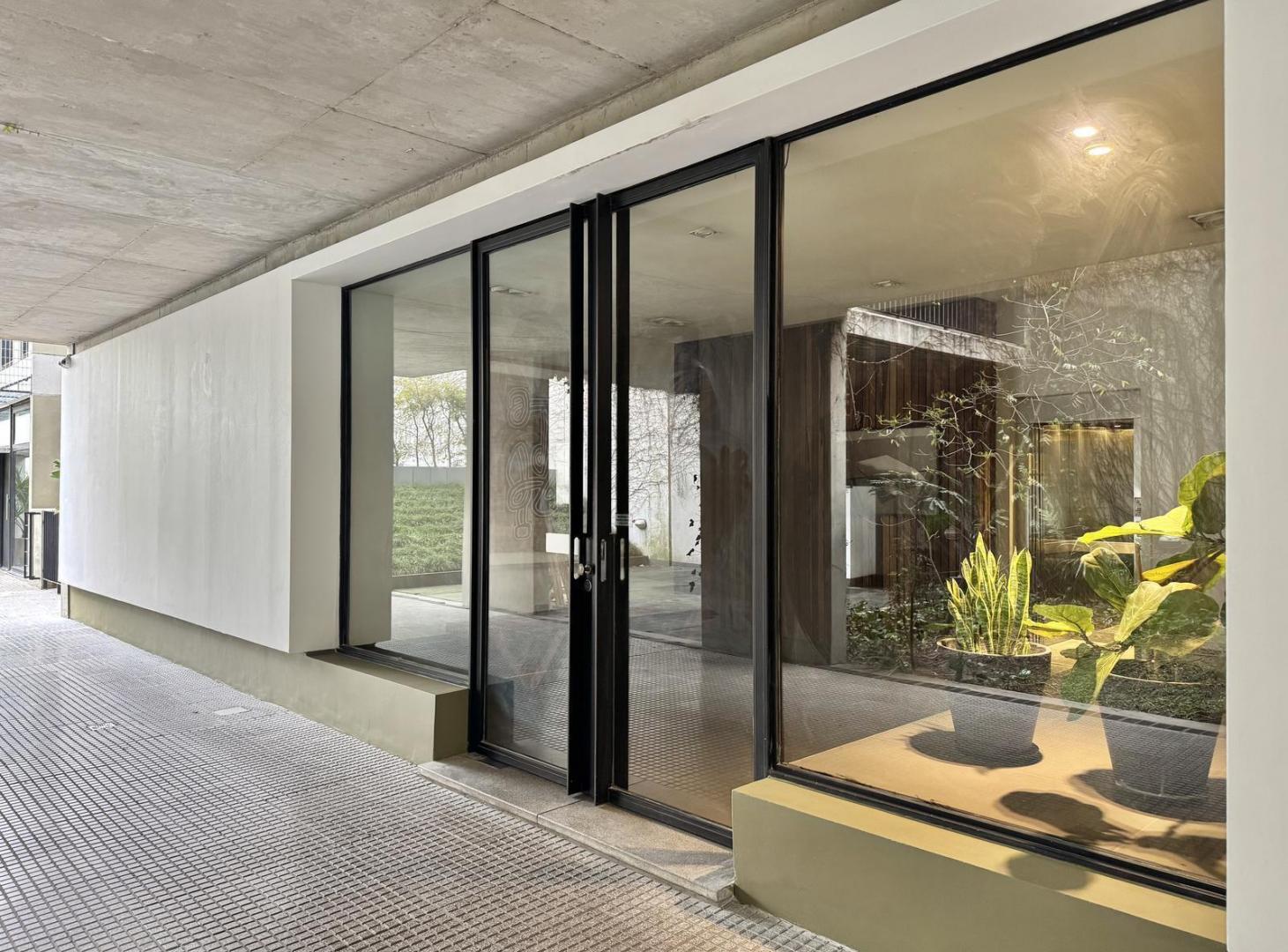 Foto de Departamento Duplex de diseño con Balcón Terraza, cochera y pileta, imagen 2