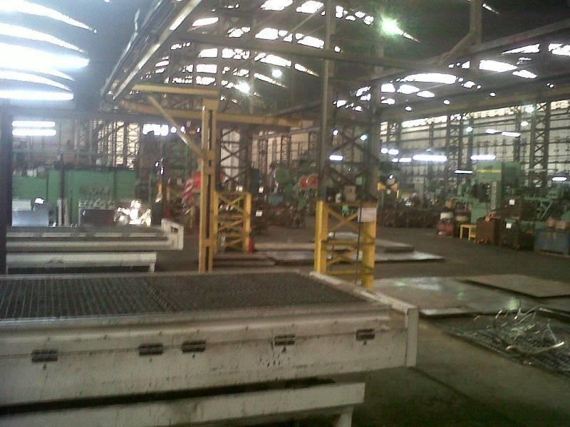 Inmuebles Industrial Muy Buen Estado Sobre 13717 de Lote 4