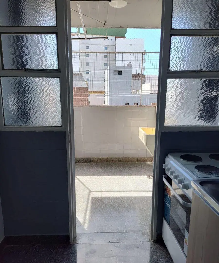 MUY BUEN DOS AMBIENTES LUMINOSOS 5