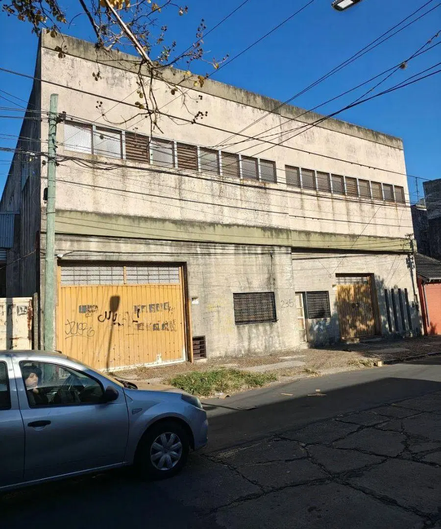 INMUEBLE INUDUSTRIAL CON SALIDA A DOS CALLES , A METROS DE ESTACION BOULOGNE, SAN ISIDRO 1