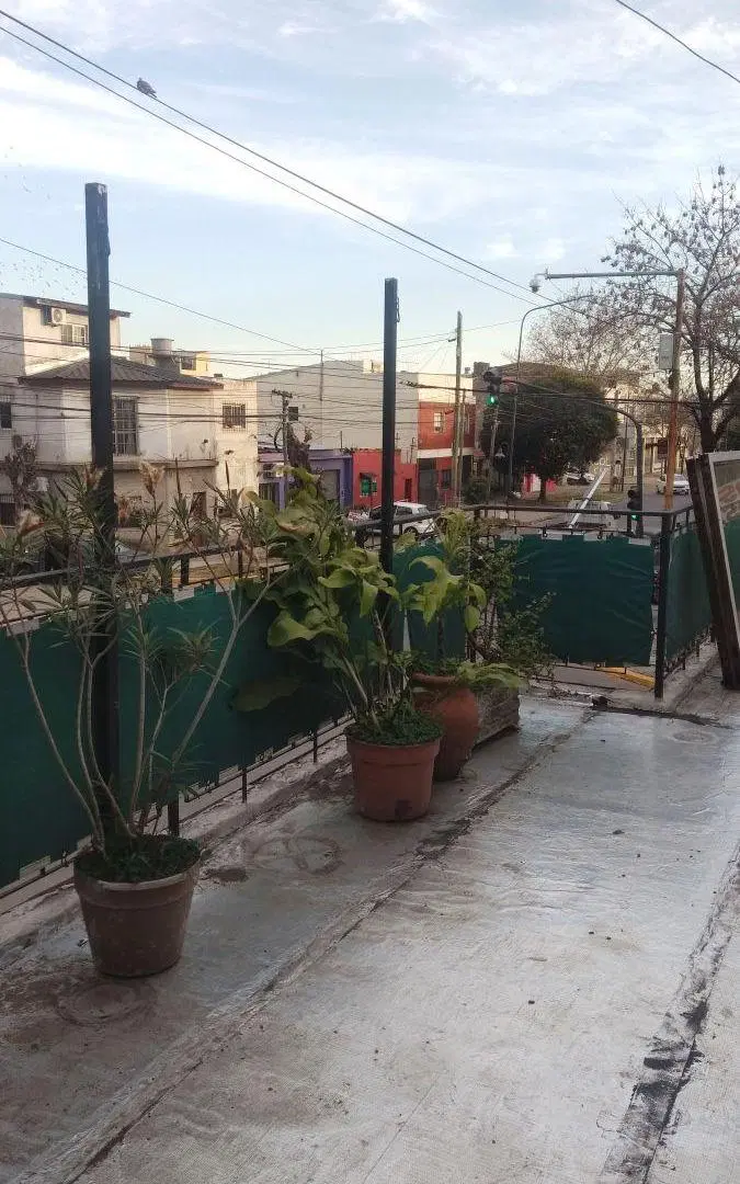 3 AMBIENTES EN PLANTA ALTE CON BALCON Y TERRAZA DE 68 M2 CUBIERTOS 1