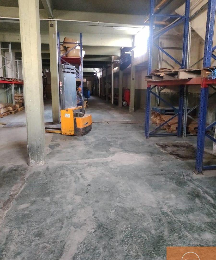 Foto de Depósito en alquiler de 840m2 ubicado en Villa Ballester, imagen 4