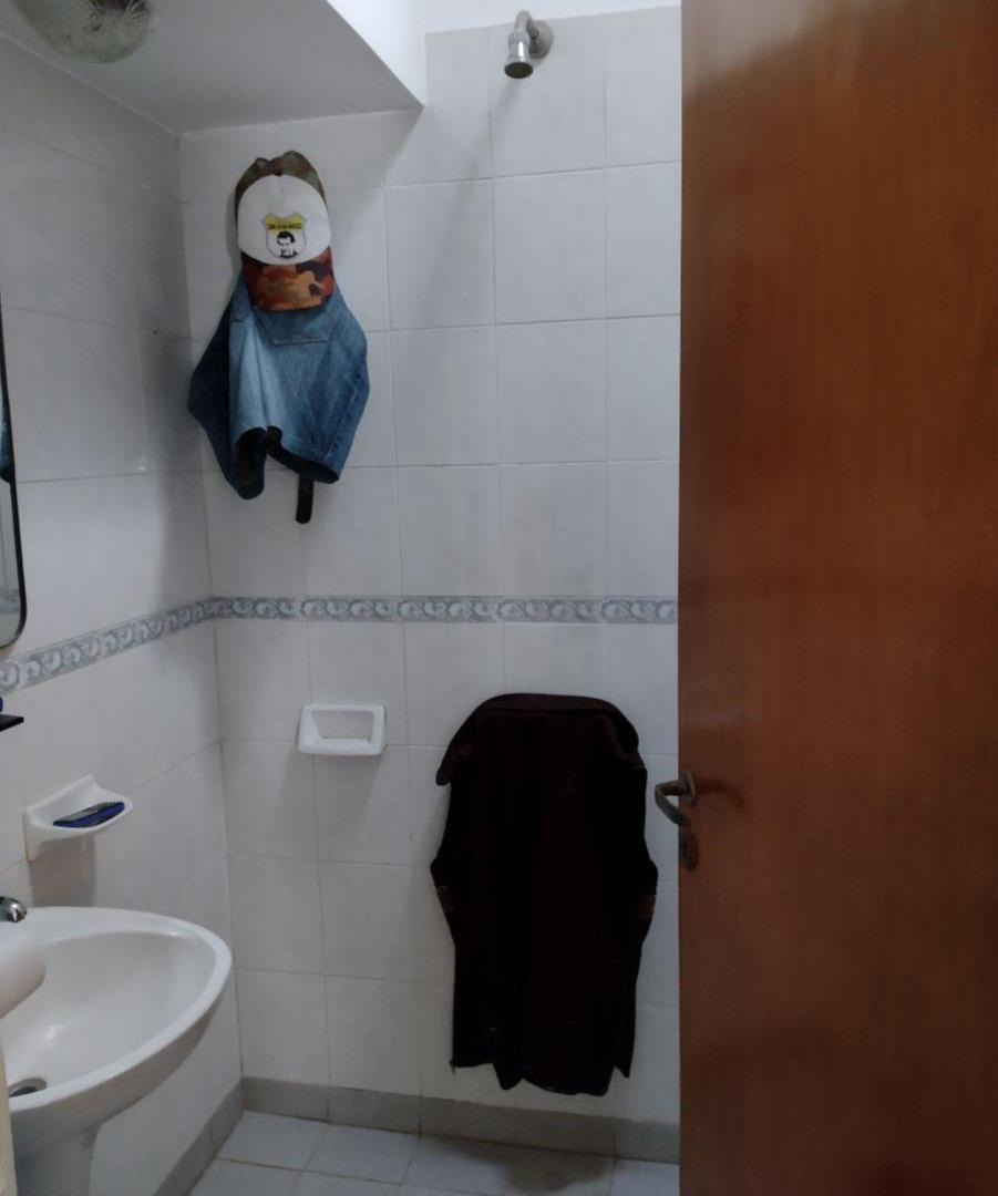Foto de MUY BUEN DOS AMBIENTES CON PATIO, A METROS DE PARANA, imagen 5
