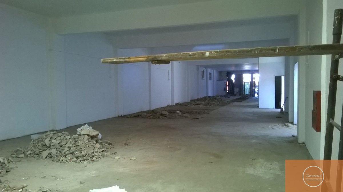 Foto de Galpón en alquiler de 1492m2 ubicado en Boulogne Sur Mer, imagen 4