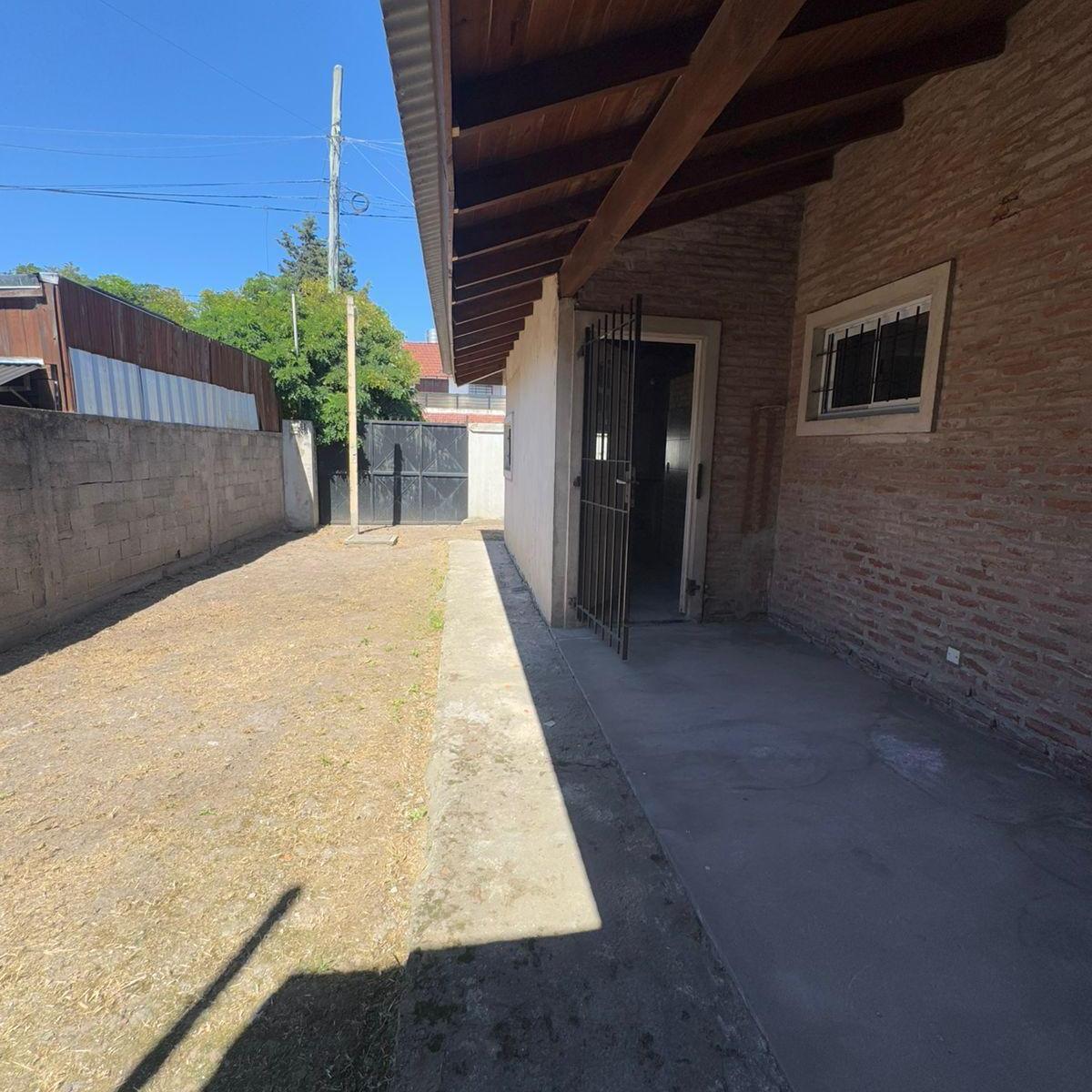 LINDA CASA EN EXCELENTE UBICACION!!!