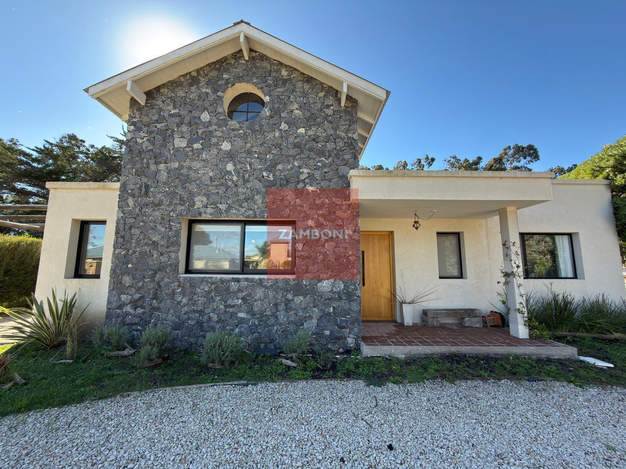 Casa en Barrancas de San Benito Country Club