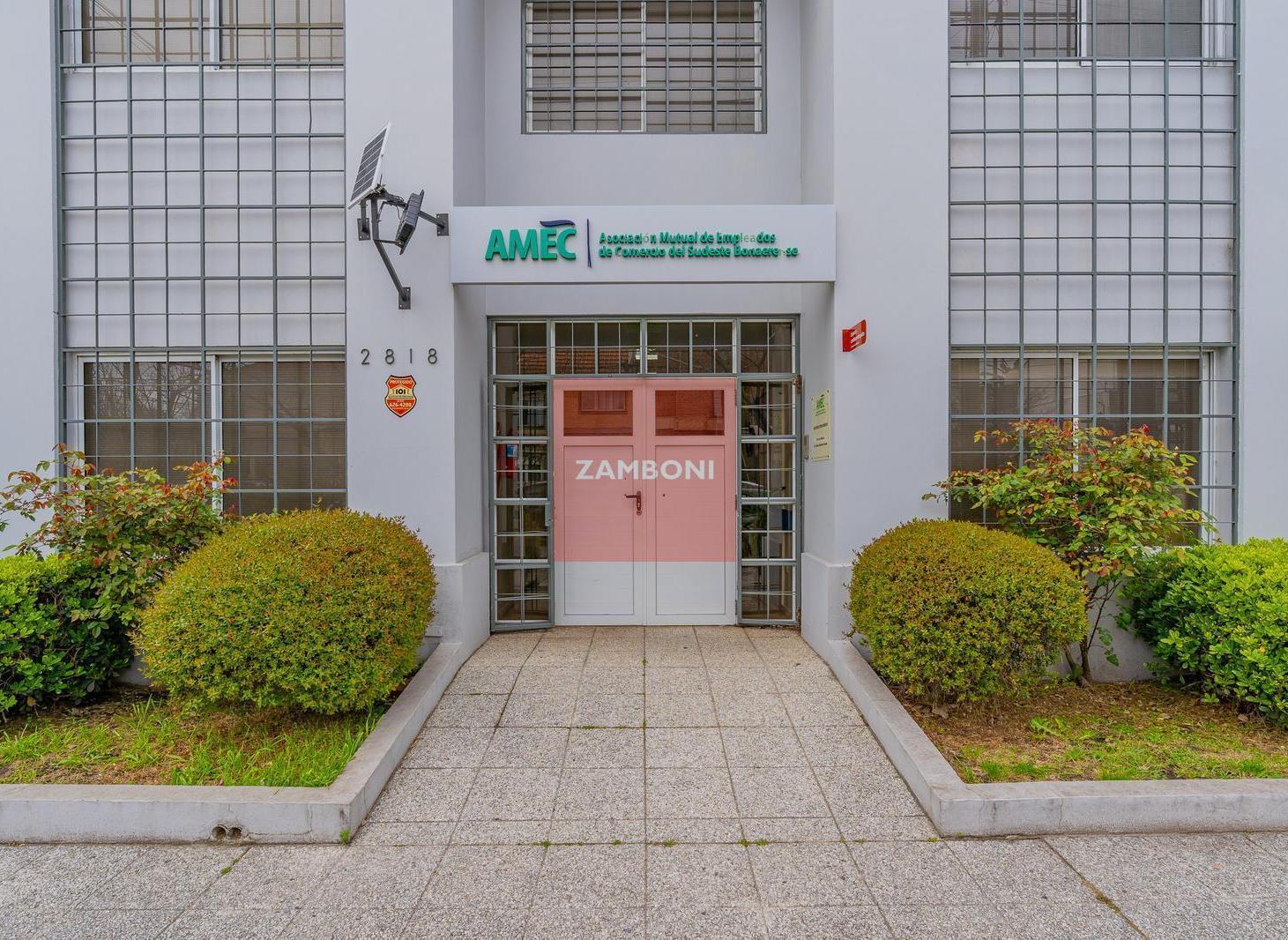 Foto de Propiedad en venta Güemes ideal consultorios, imagen 2