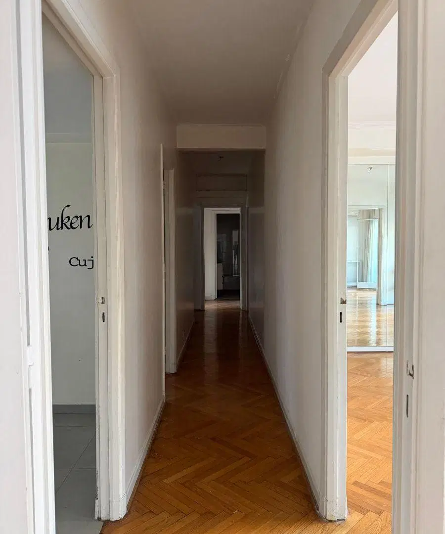 Departamento de 4 dormitorios c/dep y espacio guardacoches en alquiler en Recoleta 4