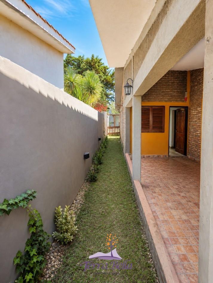 Foto de CASA DE DOS DORMITORIOS CON PILETA, QUINCHO Y COCHERA, imagen 5