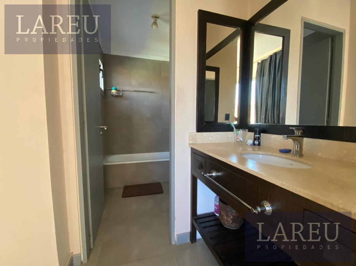 Foto de Casa en venta - Los Tacos, Pilar, imagen 2