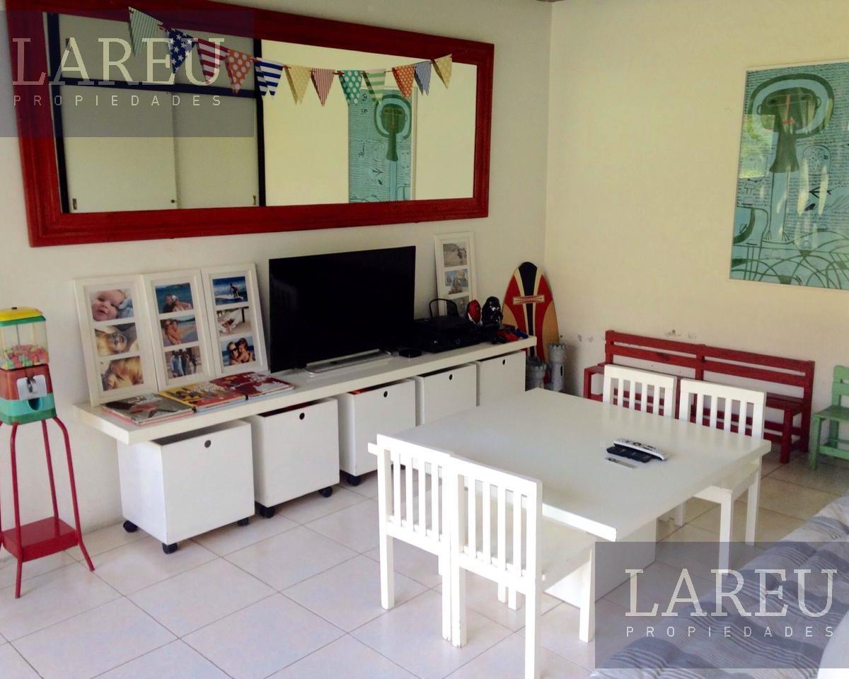 Casa en Venta, en El Barrio El Estribo 3