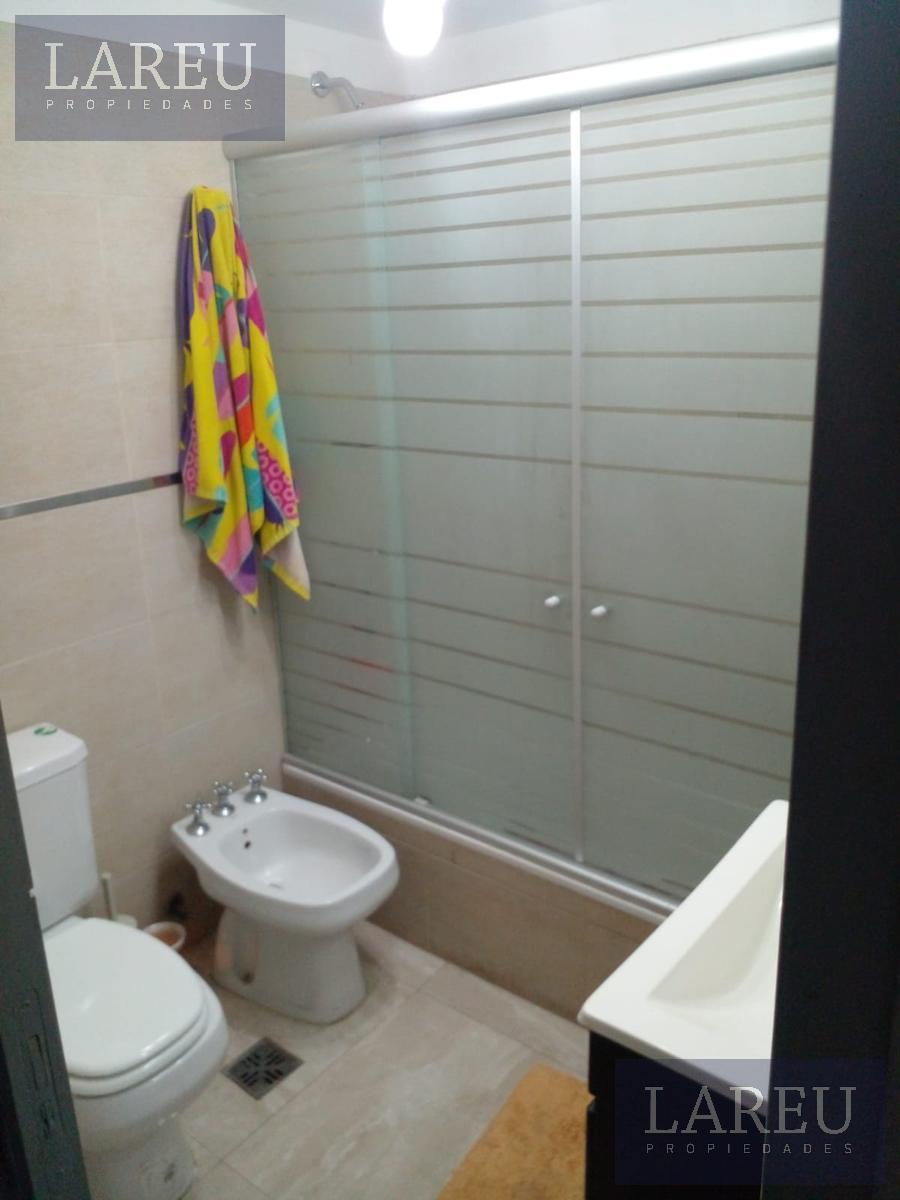 Departamento de 3 Ambientes a La Venta en San Martin 3