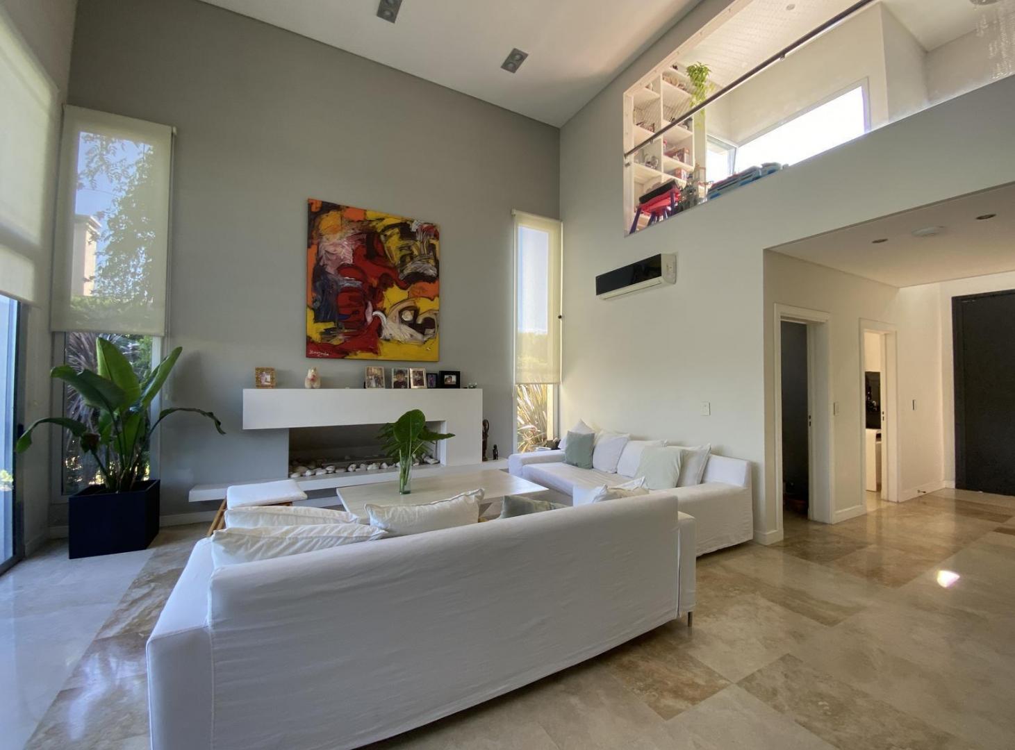 Foto de Casa en Venta con renta - en La Lomada De Pilar, imagen 3