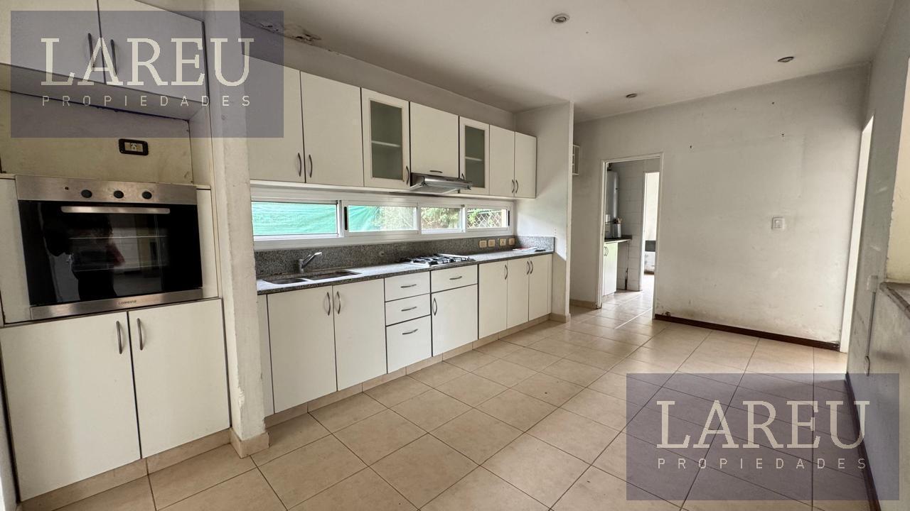 Foto de Casa en Venta en el Barrio Privado Roble Joven, imagen 4