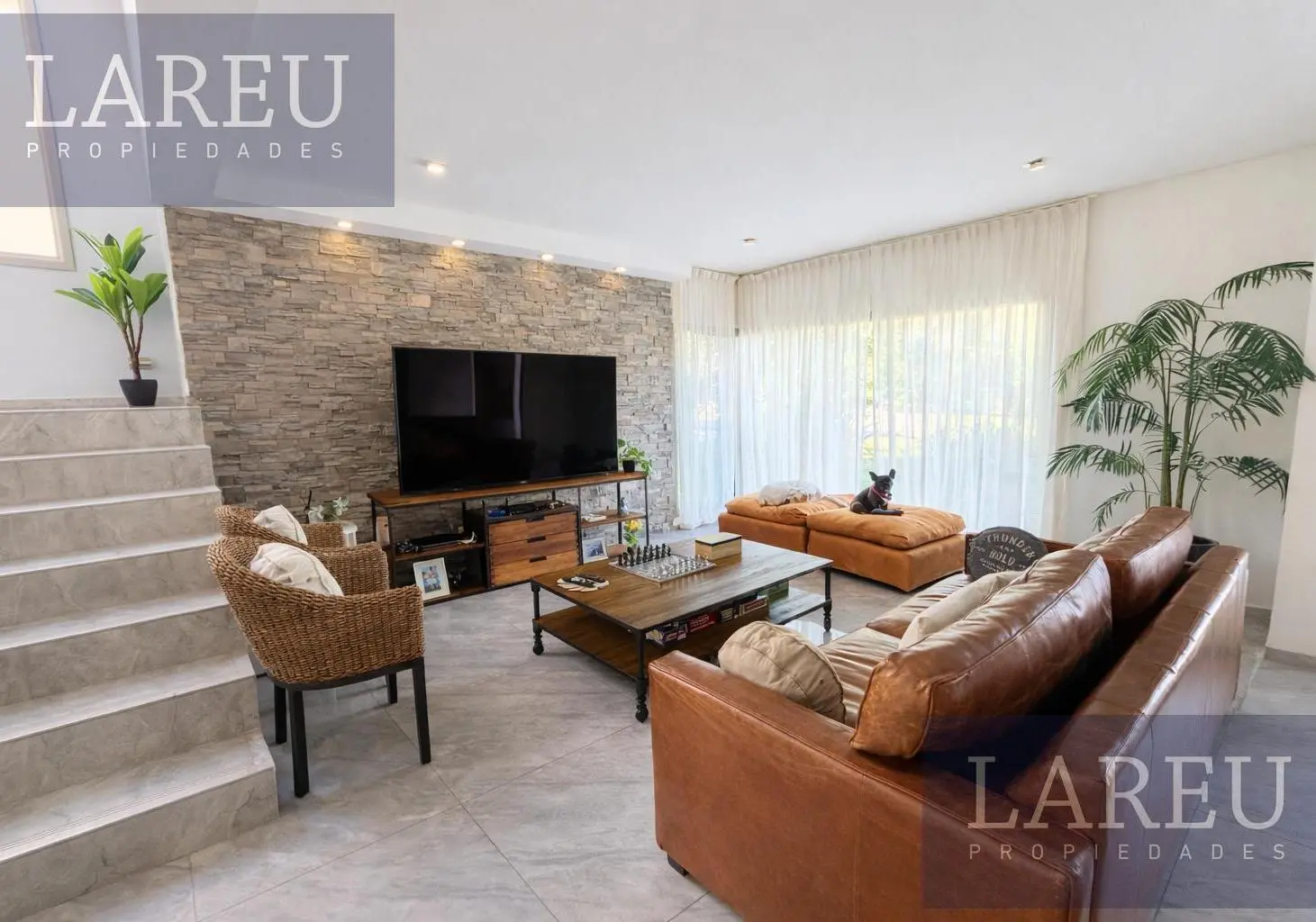 Casa en Venta en La Lomada 4