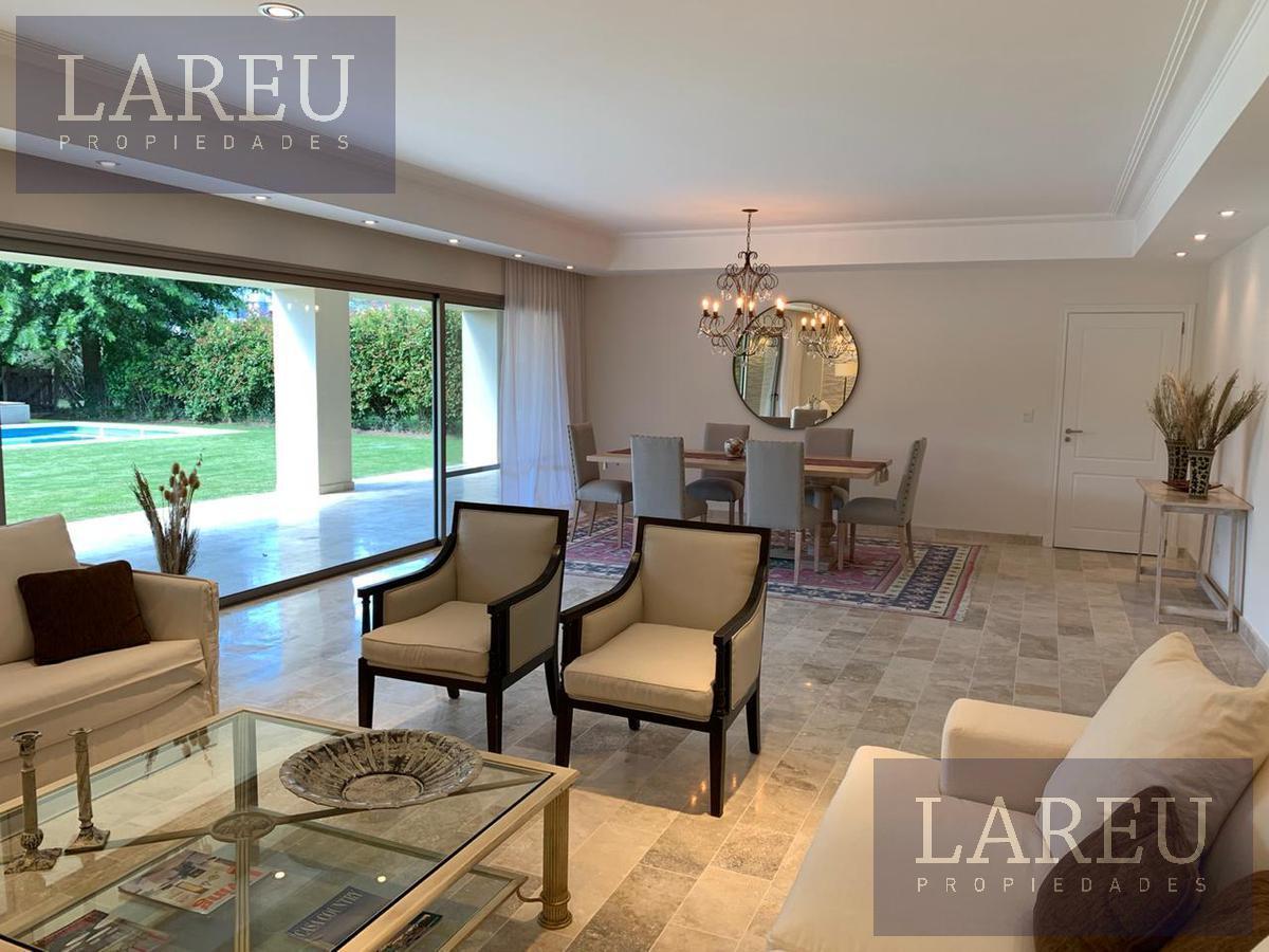 Casa en venta con renta - Ayres de Pilar