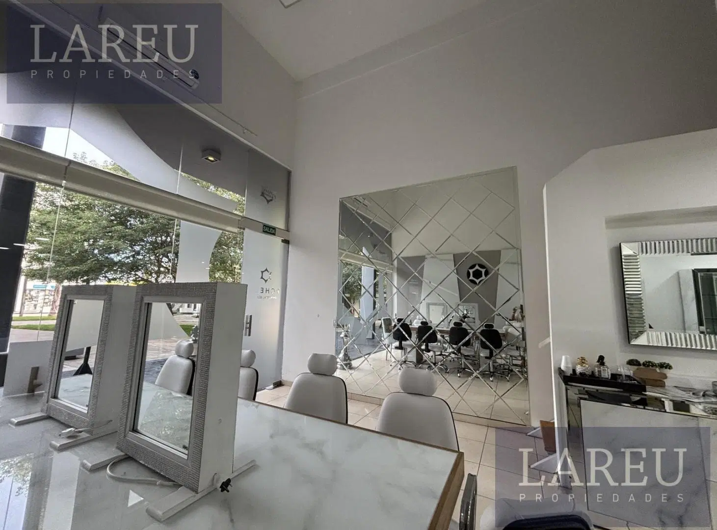 Local - AGORA III - 46 PLAZA, Pilar 5
