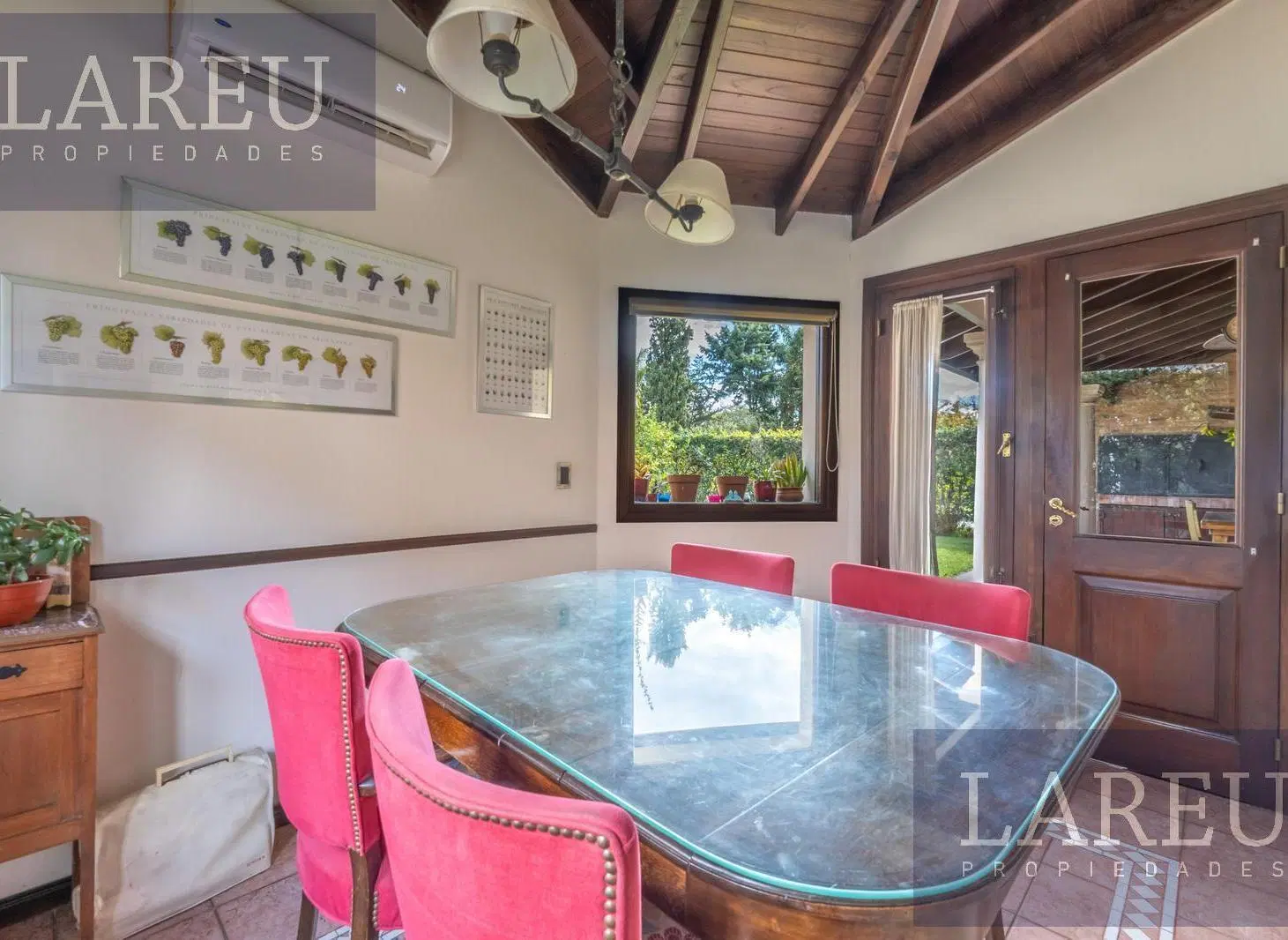 Casa en Venta, Club De Campo Pueyrredon - Pilar 4