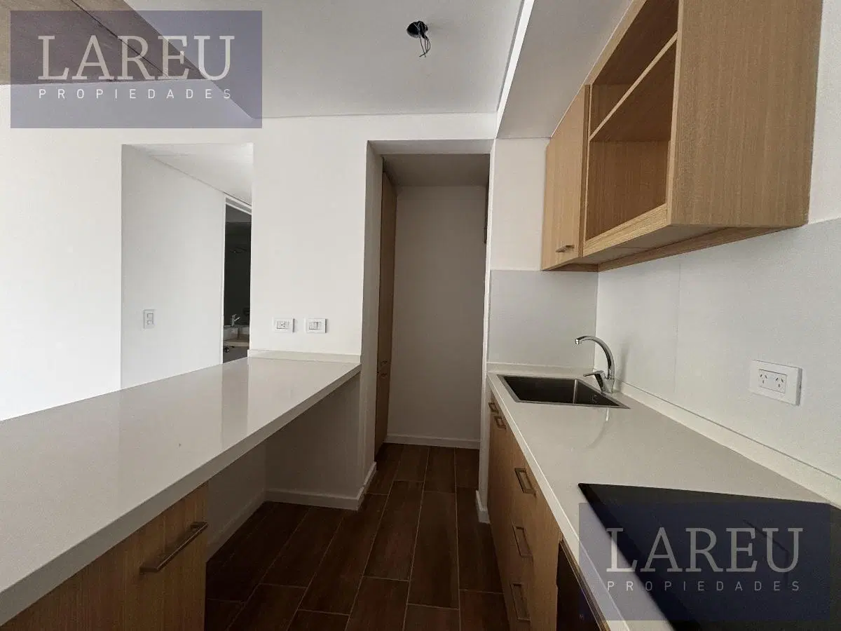 Departamento 3 ambientes en venta en 46 Plaza 2