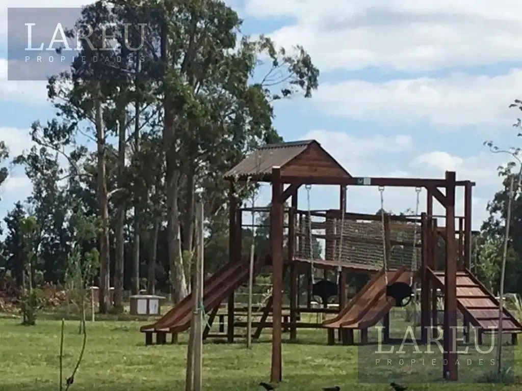 Terreno en Santo Tomás, Pilar 2