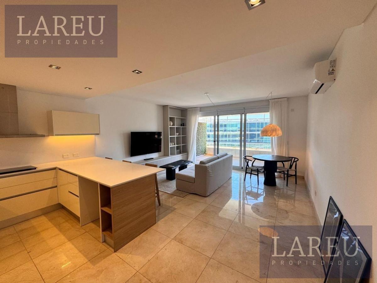 Departamento en Cristaline en Venta amoblado, Pilar