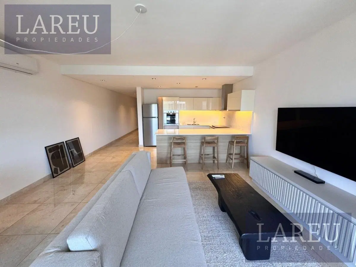Departamento en Cristaline en Venta amoblado, Pilar 1