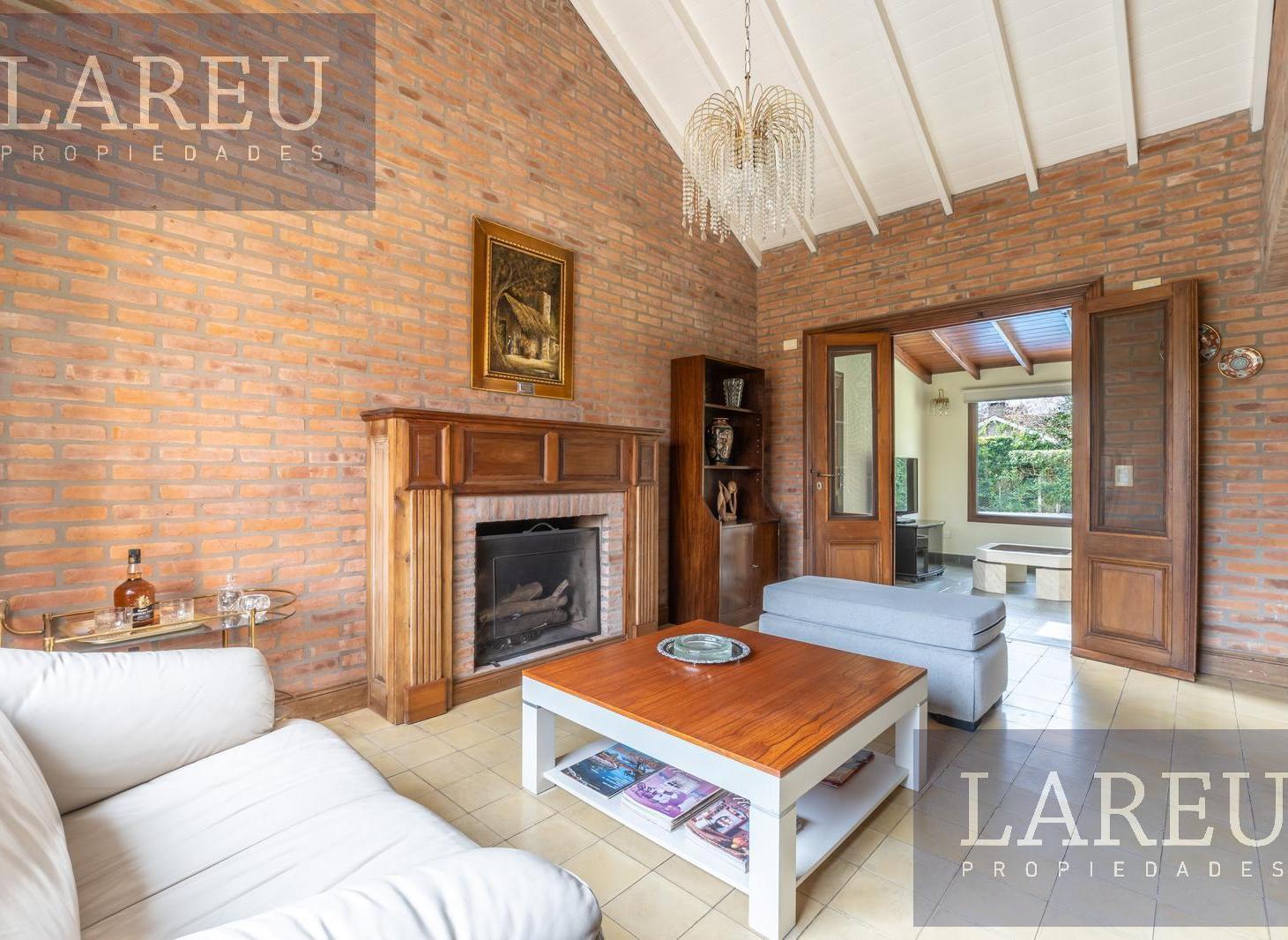 Casa en Venta - en La Delfina, Pilar