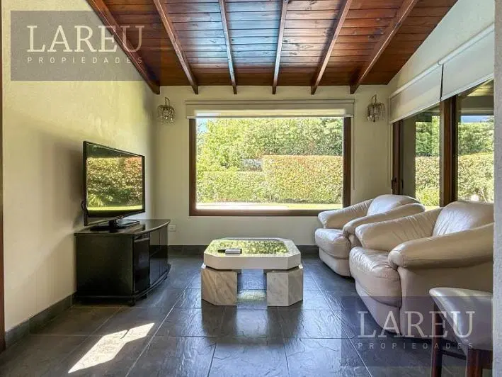 Casa en Venta - en La Delfina, Pilar 3