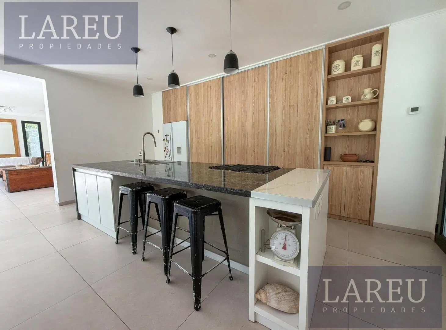 Casa en Venta en Barrio Pilar Privado 5