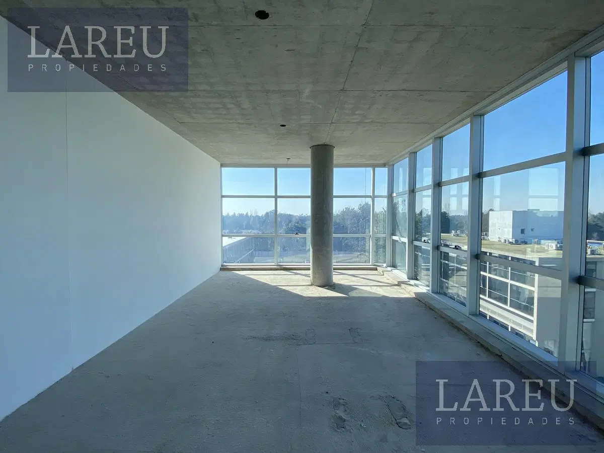 Oficina a estrenar en Officia Pilar - Edificio Life 3