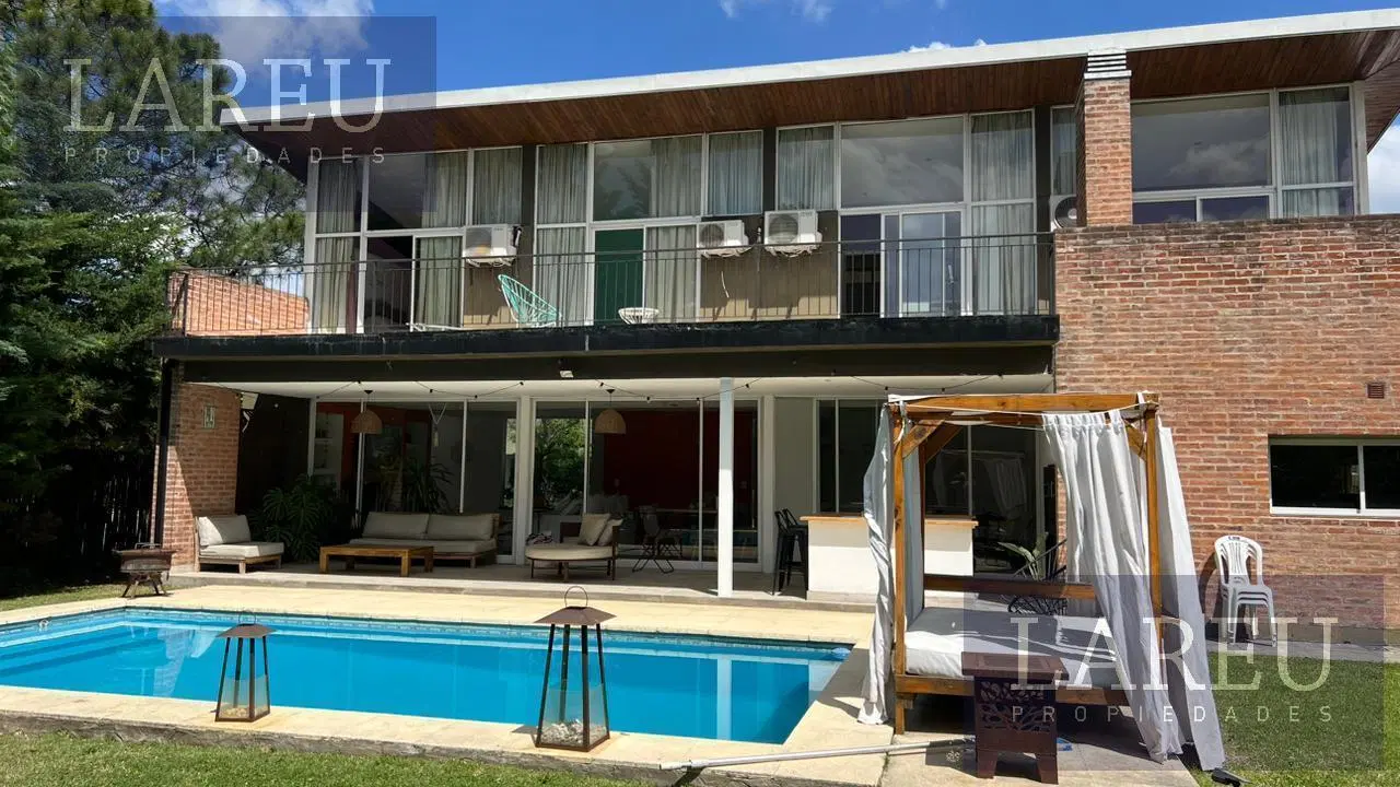 Casa en Venta, Barrio Privado El Lucero 5