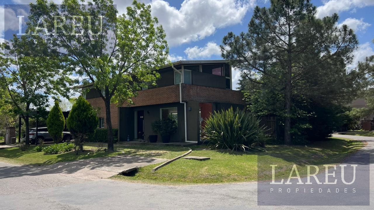 Casa en Venta, Barrio Privado El Lucero