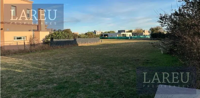 Terreno en San Ramiro a fondo verde 3