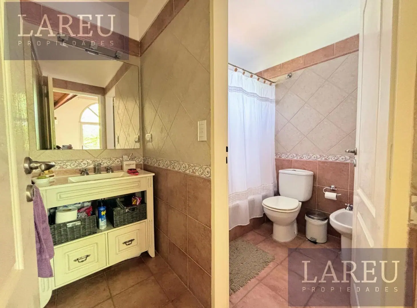 Excelente Casa en La Delfina a la venta 2
