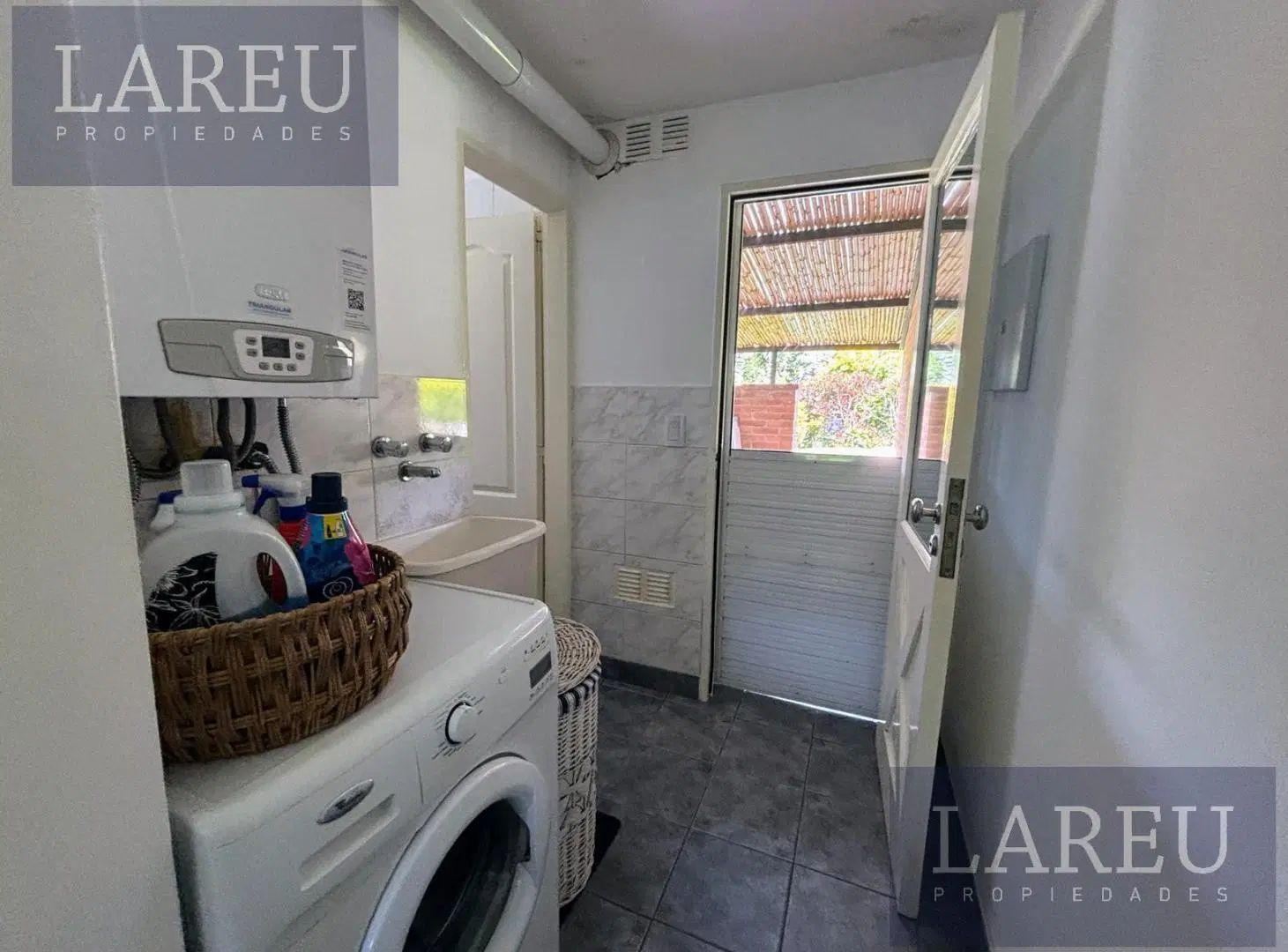 Excelente Casa en La Delfina a la venta 4