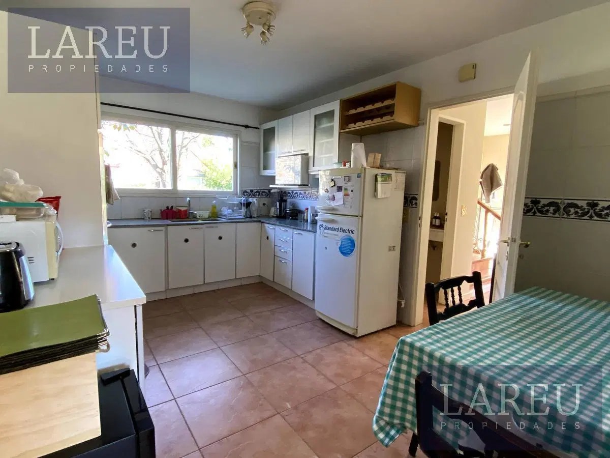 Casa en Venta con renta - La Delfina, Pilar 4