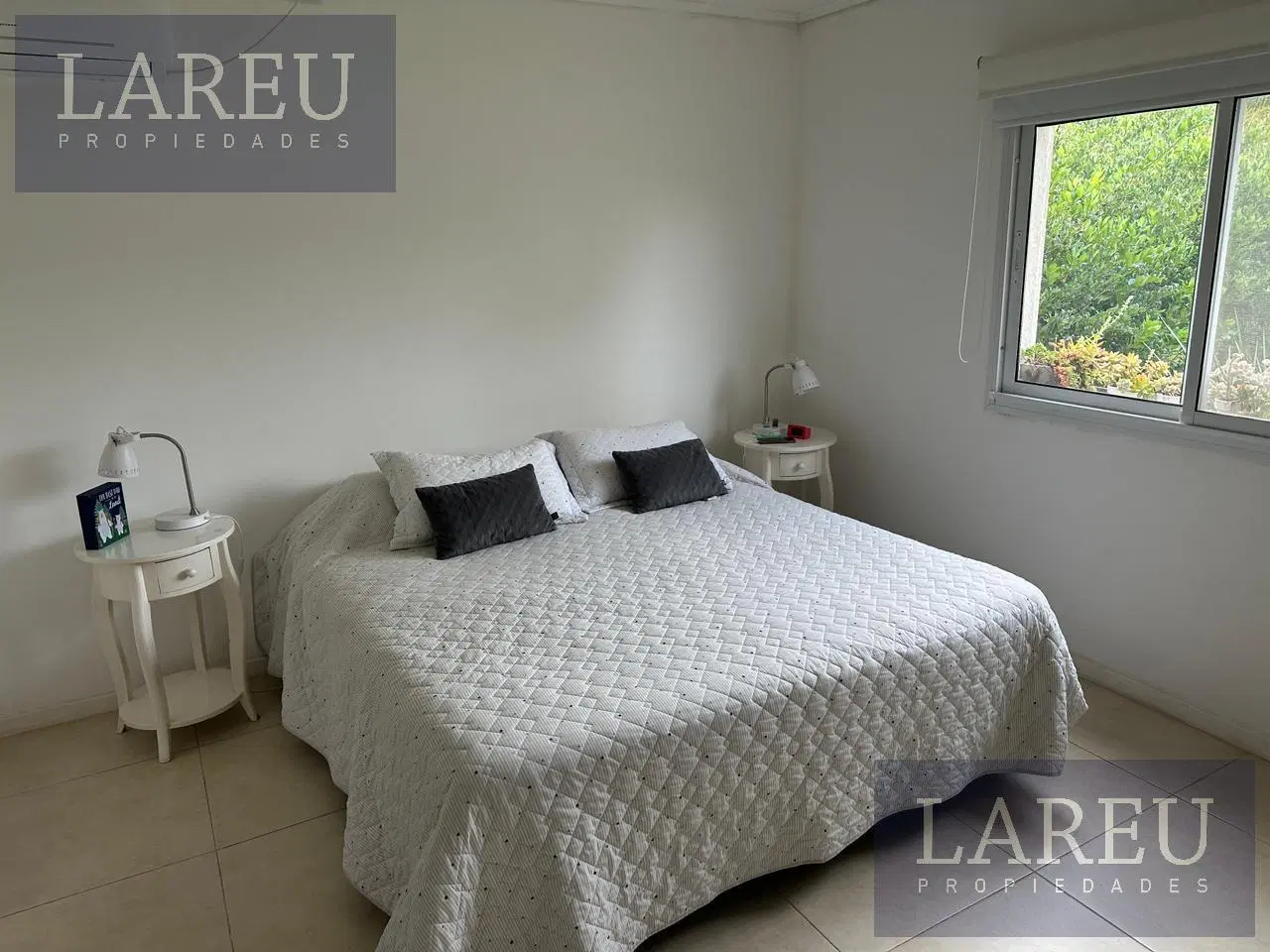Casa en alquiler con muebles - Santa Guadalupe, Pilar Del Este 5