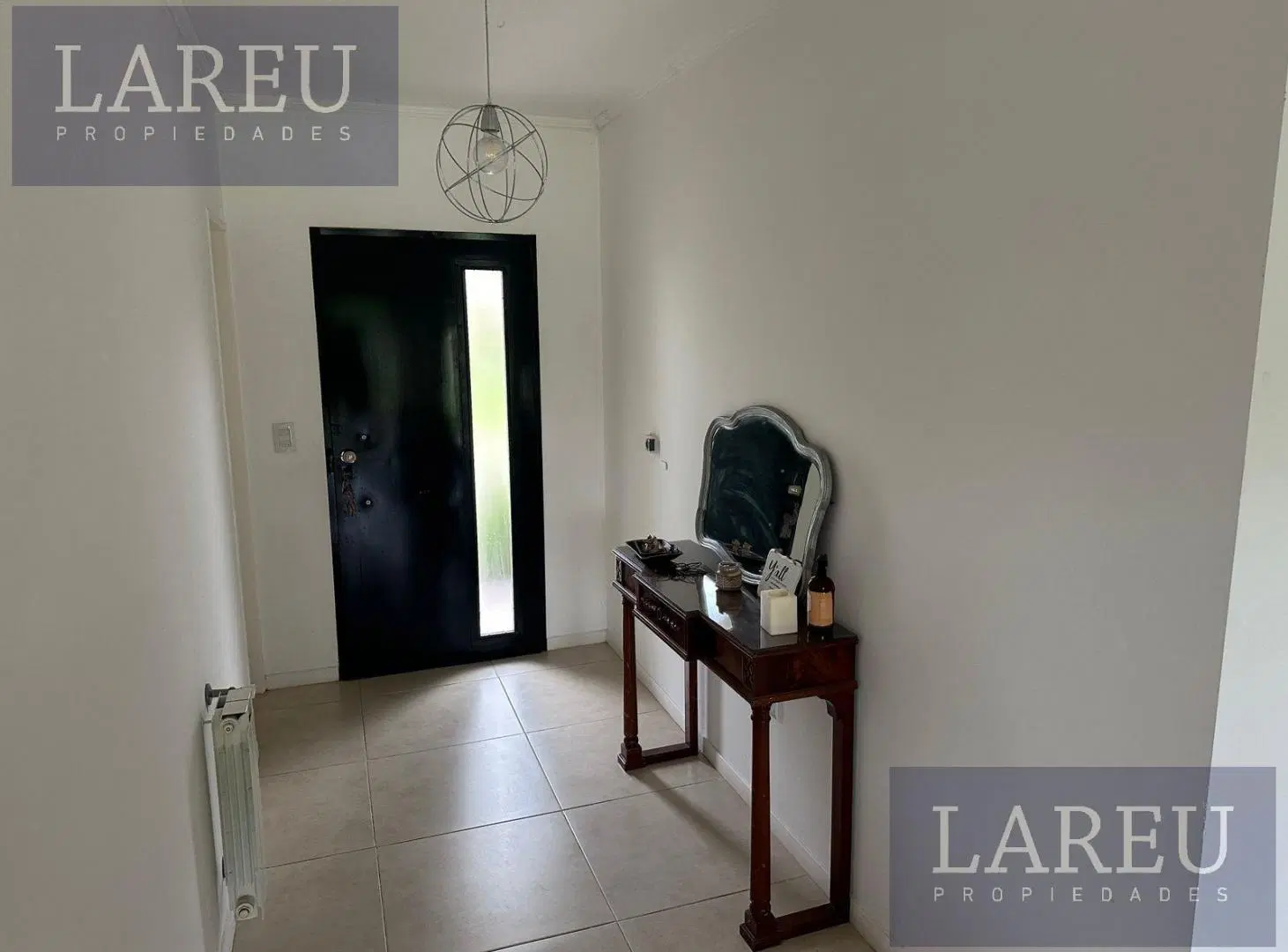 Casa en alquiler con muebles - Santa Guadalupe, Pilar Del Este 2