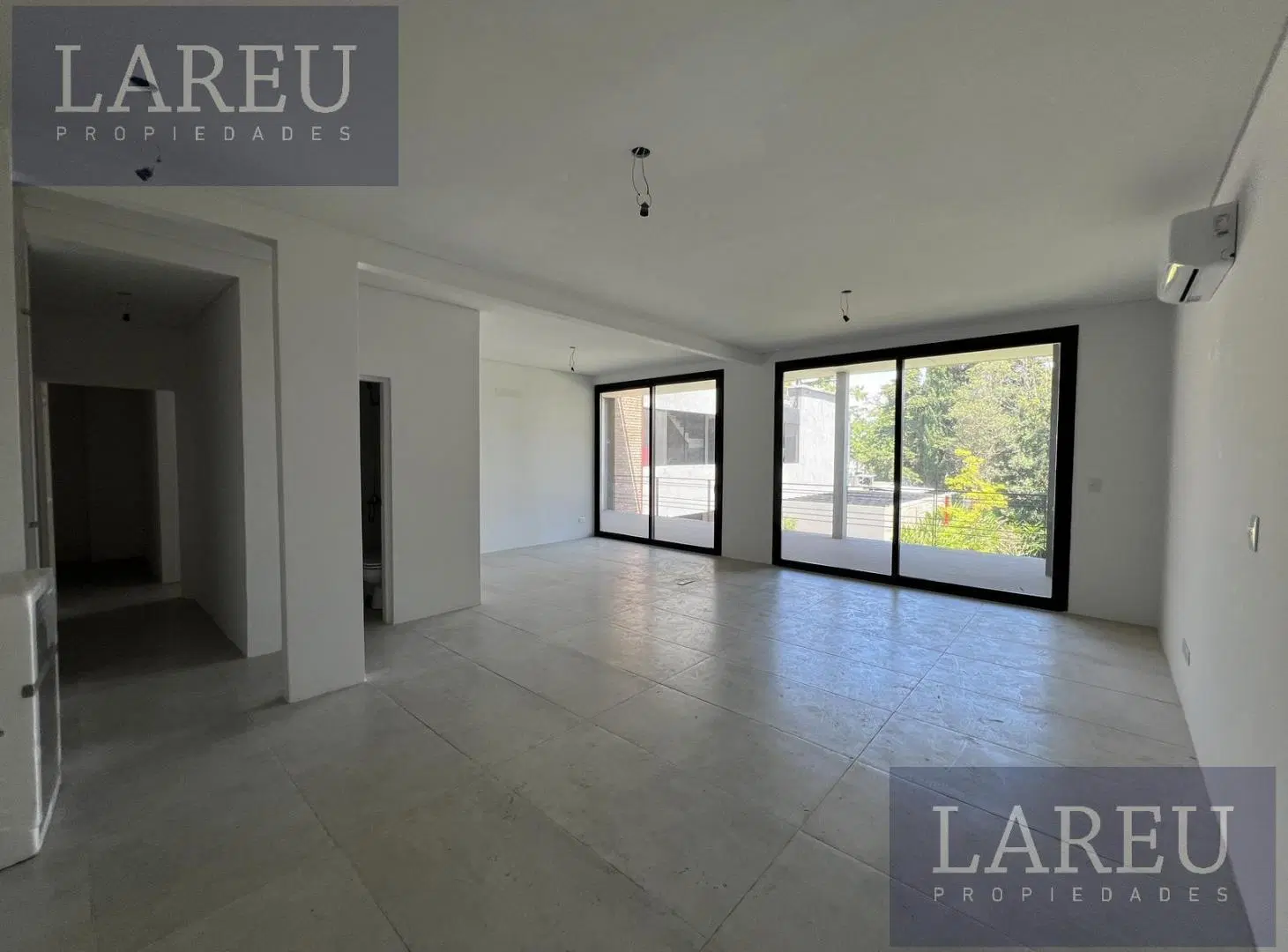 Departamento en Venta, Square 39 - Pilar 1